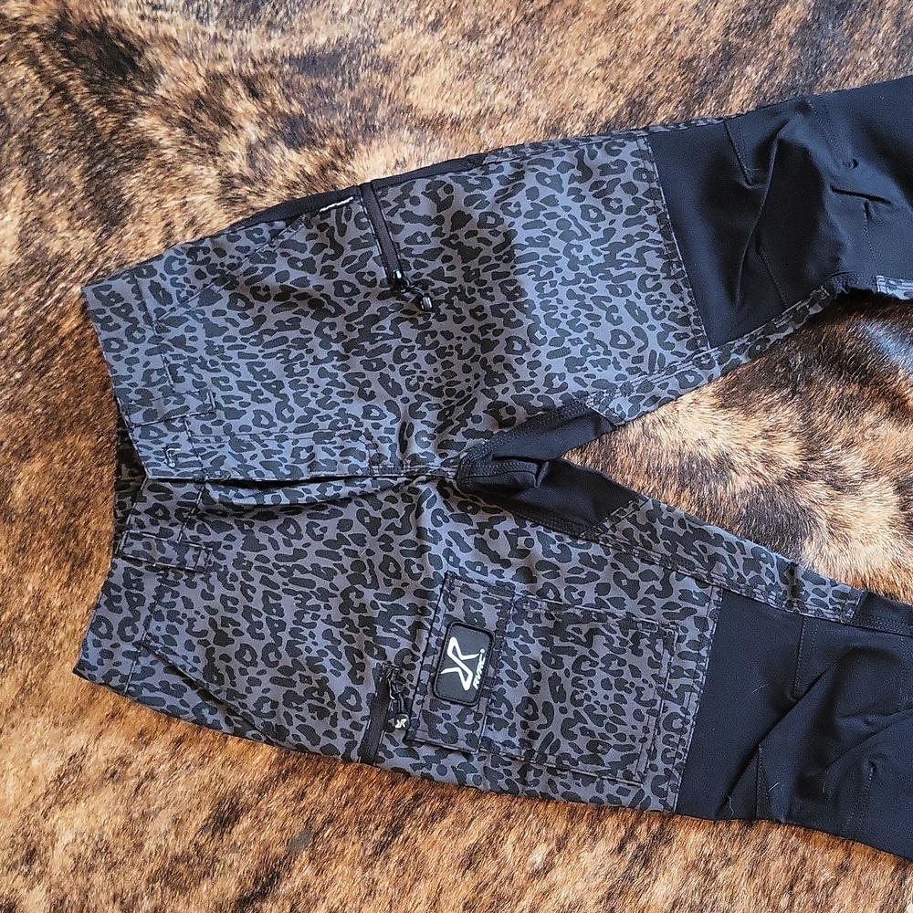 Revolution run outdoor pants